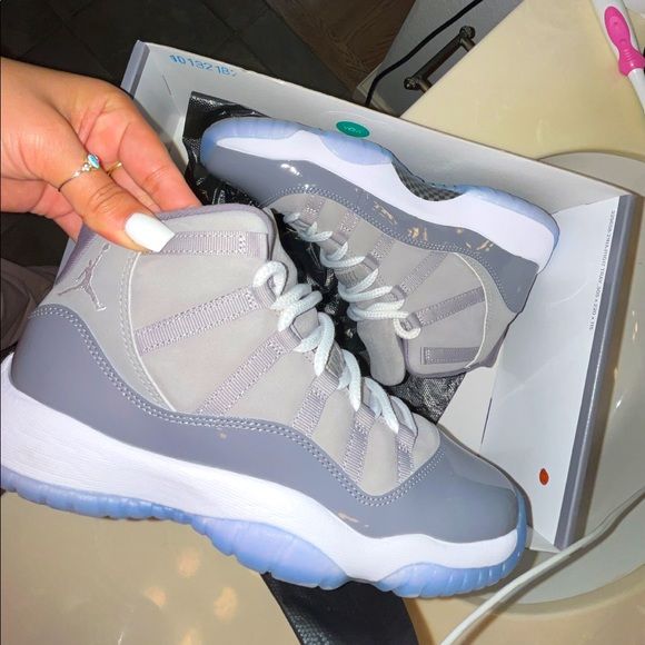 Air Jordan 11 Cool Grey
