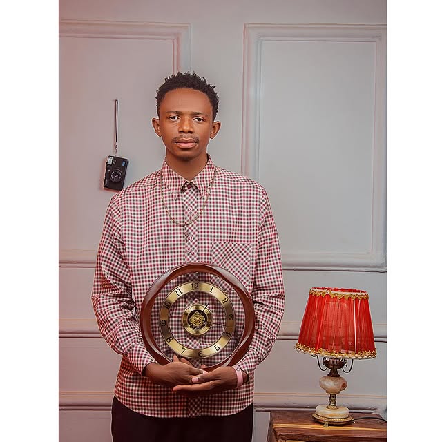 Portrait studio avec horloge
